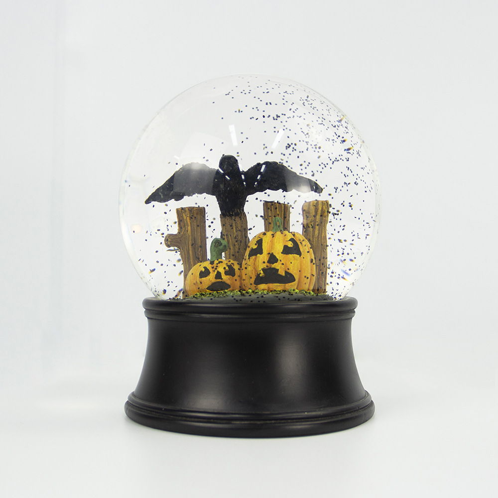 Halloween Pumpkin Snow Globe