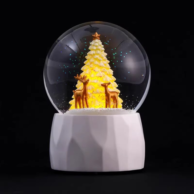 Snow Globe Christmas Tree Elk