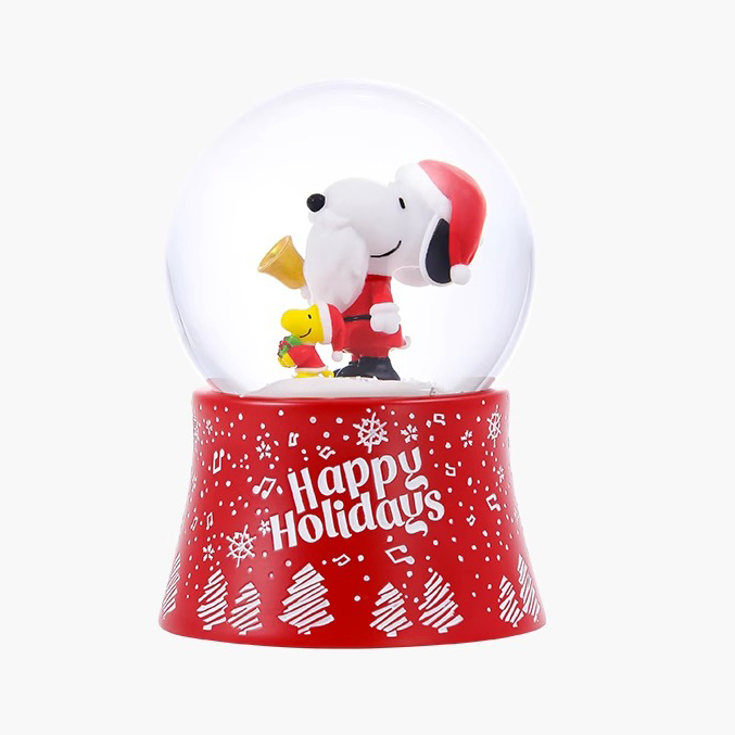 Merry Christmas Snoopy Happy Holidays Snow Globe